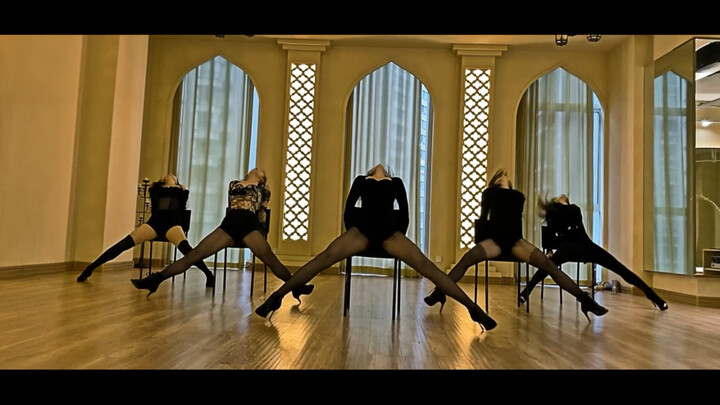 Chair Dance "California Stewardess"