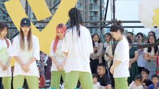 【رقصة مطولة منسقة للغاية لبيتبوكس】بيتبوكس - NCT DREAM (كيبوب في مكان عام، شارع شيتشين تيانجي، تشنغدو