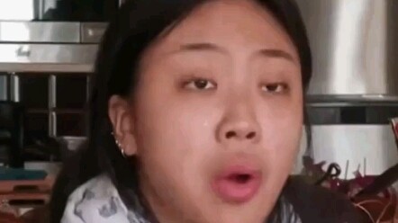 黄子韬半夜：不是，他有病吧