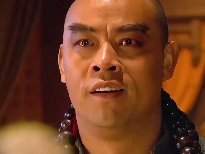 แม้แต่ที่นั่งของพระสงฆ์ยังมีการแบ่งชั้นวรรณะ แล้วจะพูดได้อย่างไรว่าสรรพสิ่งเสมอกัน?