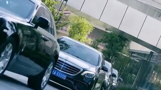 ทุกคนหัวเราะเยาะภารโรงจน แต่ไม่คาดคิดว่าเขาคือราชาแห่งทวยเทพ