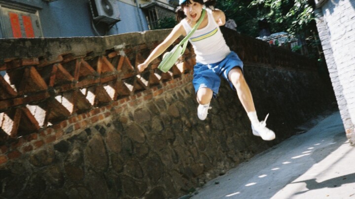 Lihat Aku Melesat ke Langit! Pemotretan Foto Jepang: Energi Kehidupan Harus Diekspresikan dengan Ger