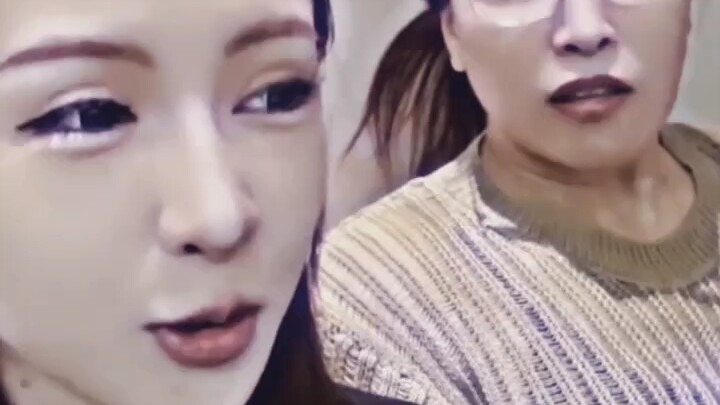 Lain kali sepertinya nggak akan didesak nikah lagi, ya?