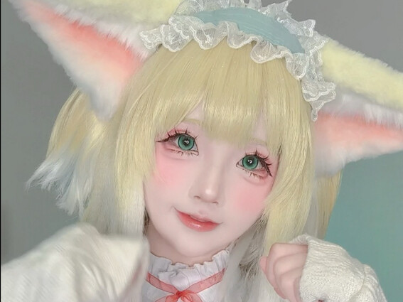 Cô cáo nhỏ lớn lên trong tình yêu này～