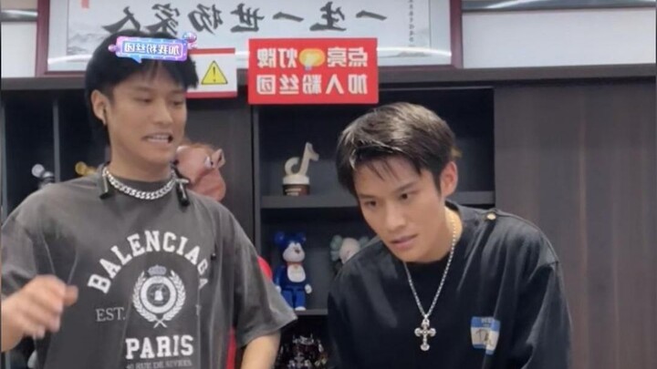 每当这首音乐响起，我就知道小杨哥又要当老六了，心疼大杨哥.....