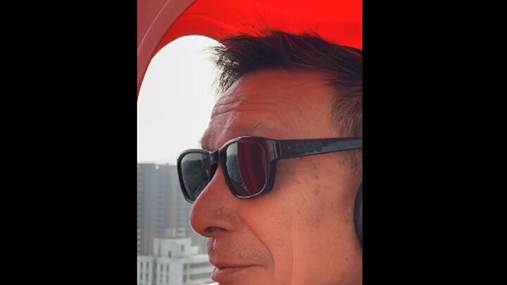 First time flying a helicopter, feeling a bit at a loss.