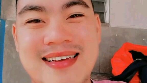 Uo nga pala hindi pala tayo 😁😇