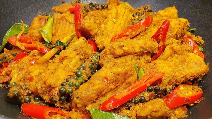 ผัดเผ็ดปลากระเบน รสเด็ด | Hot and spicy stingray #super_delicious | How to cook stingray