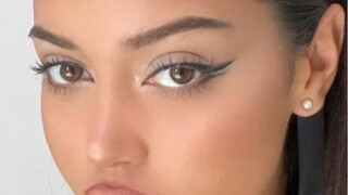 Double eyeliner eye makeup