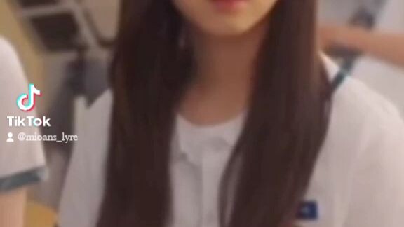 They just fell in love😍😍😍