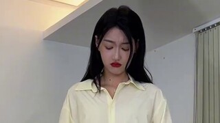 Cởi áo khoác ra và bạn sẽ trông khác biệt mỗi tuần~