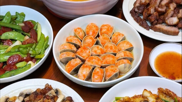 Mom’s home-cooked dinner—every single dish tonight is so delicious it’ll make you cry!!! Pan-fried S