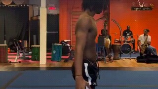 我这么来一下就得过去了...