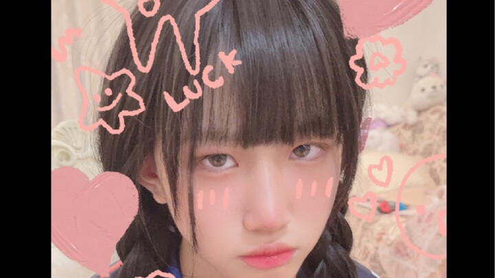 The Everyday Life of a Useless Girl: No Matter What She Does, She Always Comes in Last