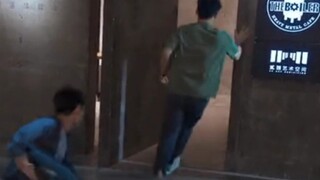 【刘奕君】藏不住的开端里张警官的搞笑魂