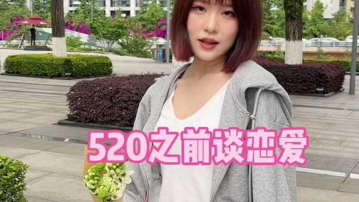 Teacher Mo: Closes her heart to love herself, while cheering on others' romances. #Besties