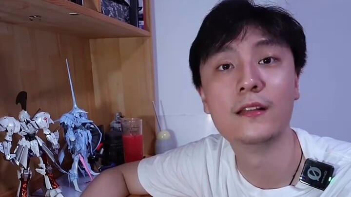 Dùng sơn gà để trải nghiệm cảnh lăn bánh lớn