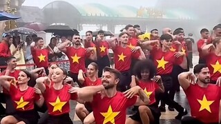 越南网友:国际地位提升后这么多老外喜欢越南！