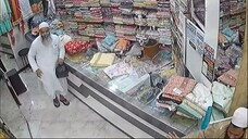 cctv camera live gang fight with mumbai shopkeeper on eid festival shopping day