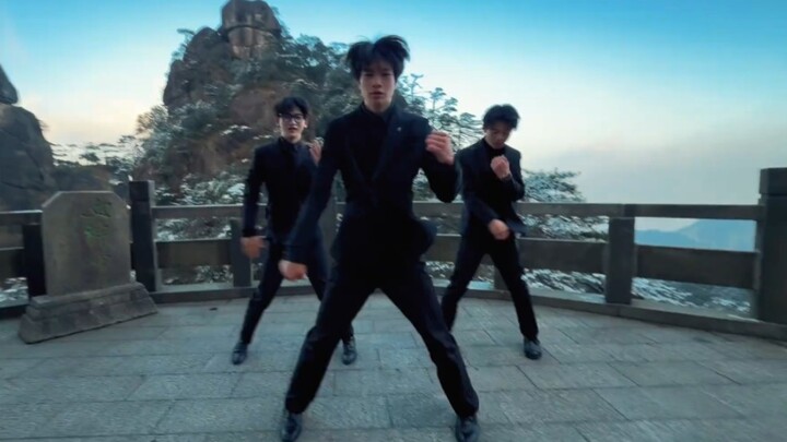 วิวบนยอดเขาคือความอ่อนโยนที่แยกจากโลกภายนอก