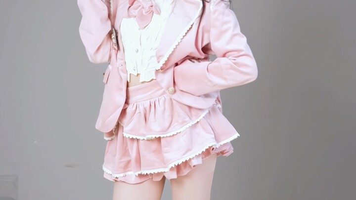 New little dance [starry eyes][starry eyes] — I’ve got a new upload coming out in a few days!