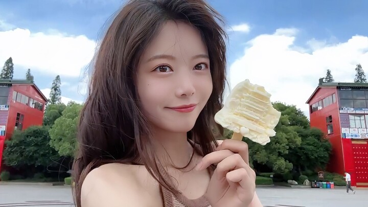 [La Tân] Cái gì? Chỉ là đọc lời tựa cho Đằng Vương Các thôi mà, ai mà không làm được chứ?