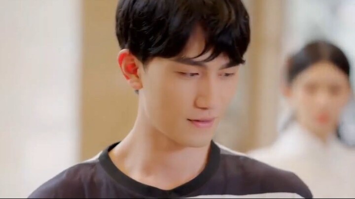 หนุ่มยากจนพบเศรษฐีป่วยหนัก เขาใช้วิชาเดียวก็รักษาหาย และได้รับทรัพย์สินแสนล้าน สาวสวยต่อคิวขอแต่งงาน