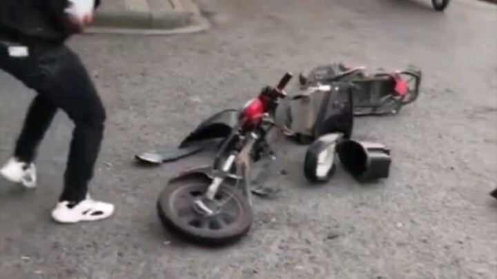 "Para Autobot baru saja akan berubah bentuk, tapi kamu sudah menindasnya sampai mati"