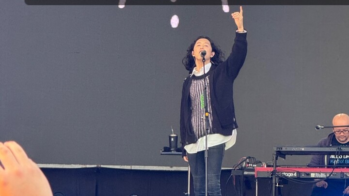 Kitani Tatsuya - Ao no Sumika (The Blue Dwelling) + Chinese talking Nanning Bubble Island Music Fest