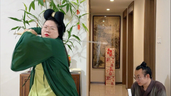 Bá Vương, thiếp là Vũ Cơ đây! Thiếp sẽ không rời bỏ, cùng chàng sống chết chẳng hối tiếc! #khiêu vũ 