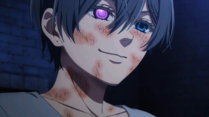 [ Black Butler ] It feels so good to step on it, the kitten teaches the big dog a lesson
