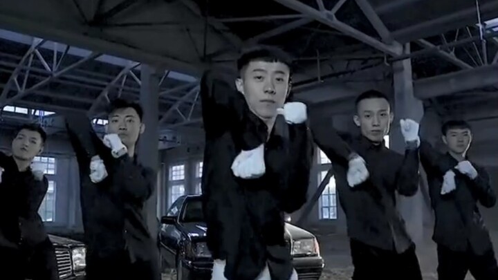 When I play little tunes on Ba using the Qinghai shaking card...