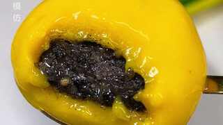 # حلوى الأرز الصفراء مع عجينة الأرز هل يوجد مثل هذا الشخص في محيطك؟ #لذيذ