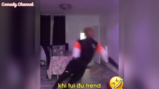 Khi tôi đu trend