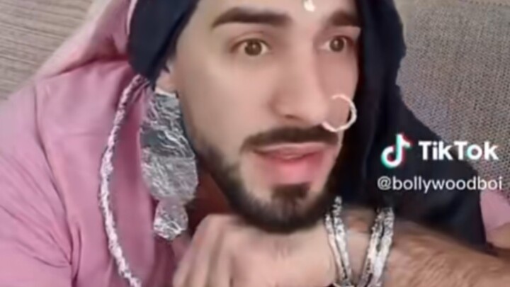 【دين】لنرى كيف رقصت بوليوود في التسعينيات والألفينيات