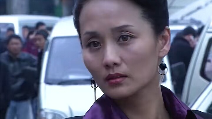 Wanita Membuang Suami, Pergi ke Luar Negeri Sendirian Selama 25 Tahun, Lalu Pulang dan Temukan Putri