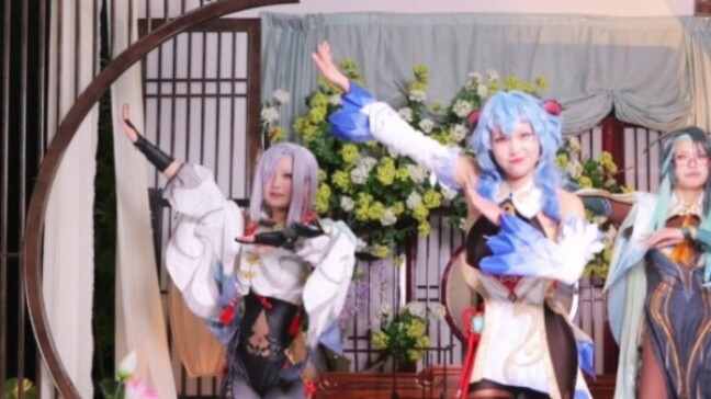 Give Xianyun two good seedlings, and Xianyun will give you two good children!