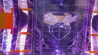 Trying out the Gotthard in-store! I touched two of them and they both broke?!