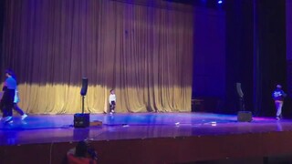 Ibu saya yang membawa saya ke perguruan tinggi.