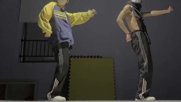 You don't really think these two are the same person! #happyjustdance#shallowdance#ootdwear