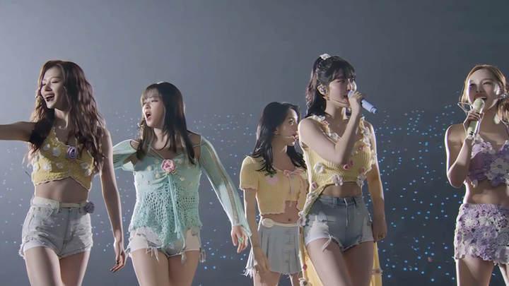 【Sân khấu 4K】TWICE « Liên khúc bài hát » TOUR THẾ GIỚI LẦN THỨ 5 ‘READY TO BE’ tại Fukuoka 28/12/202