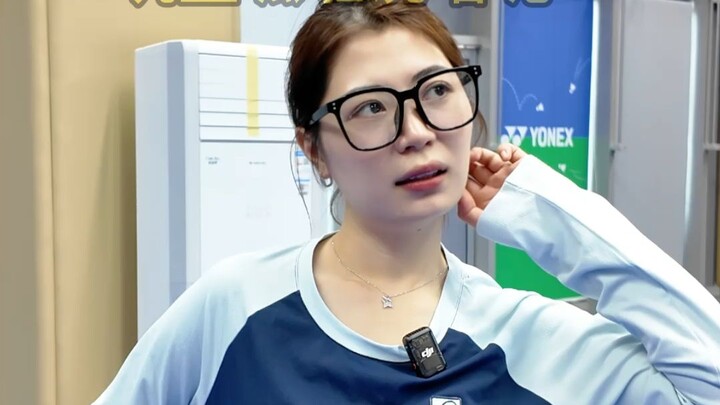 Aku main bulu tangkis cuma buat pamer aja...