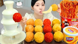 ASMR MUKBANG| 직접 만든 치토스 치즈볼 불닭볶음면 먹방 & 레시피 FRIED CHEESE AND FIRE NOODLES EATING