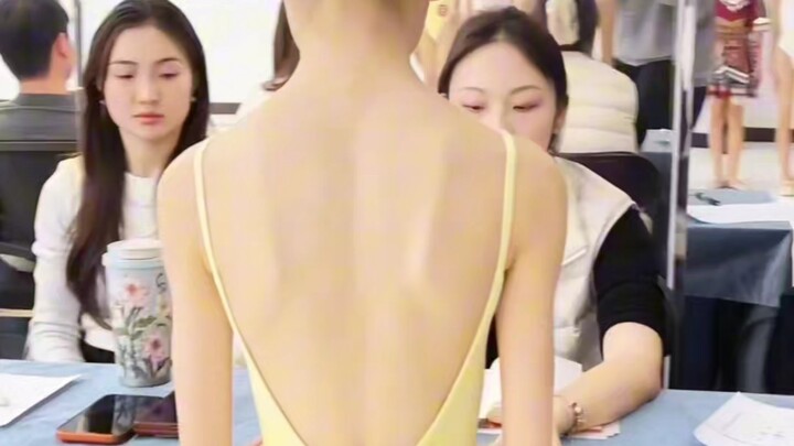 Sekilas di Ruang Dansa 240