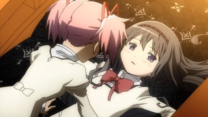 Madoka; Dee yang menari paling lincah, Homura yang tidur paling genit