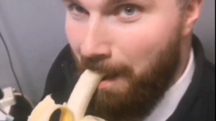 Day N When I Made My Colleague Fall in Love with Me