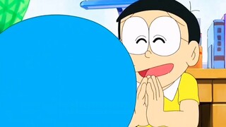 Đôrêmon: Nobita theo lão thần học cách trở thành bất tử. Cậu không có gì để ăn ngoài uống gió tây bắ