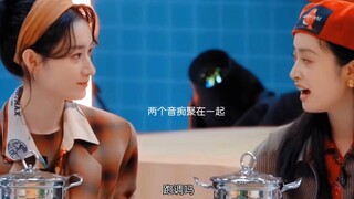 感觉郭晓婷和沈月应该都是很真诚的女孩子，不然怎么会互相吸引呢，沈月只加了郭晓婷耶