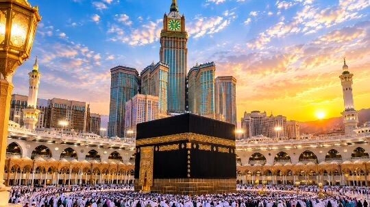 Allah’s Creation 🌍✨ | البقرة 30