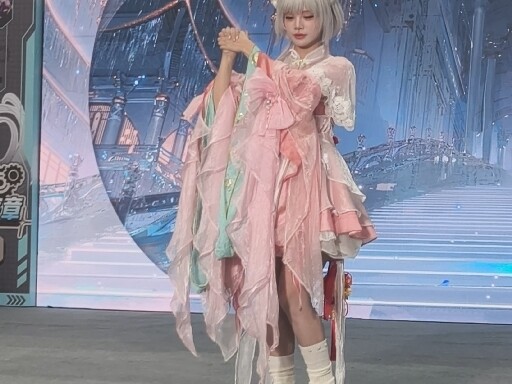 Kanno Hana Stage Dance